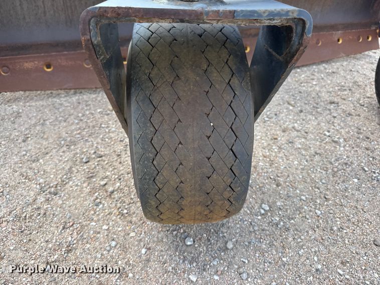 image for item NA9369 Bobcat skid steer box blade