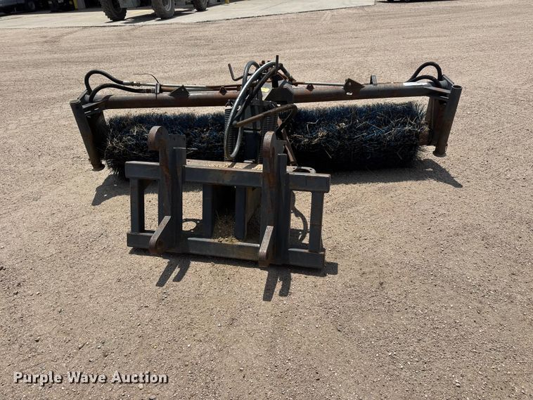 image for item NA9370 Holms SBHL250 wheel loader broom