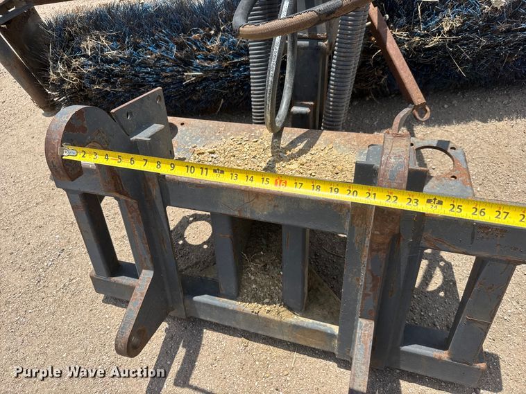 image for item NA9370 Holms SBHL250 wheel loader broom