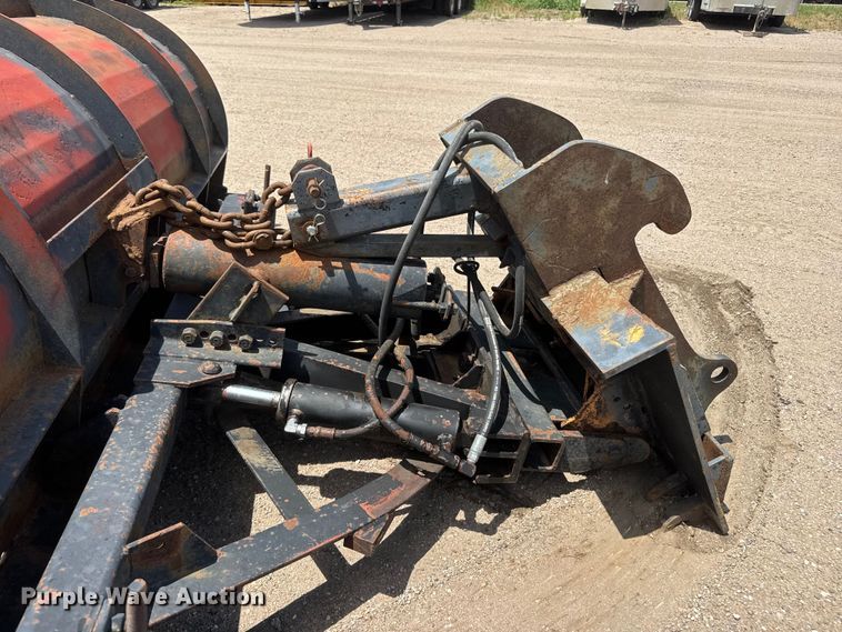 image for item NA9371 Wheel loader snow plow