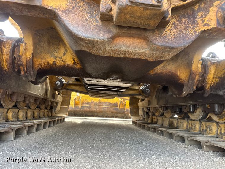 image for item NA9375 2000 Caterpillar D7R dozer