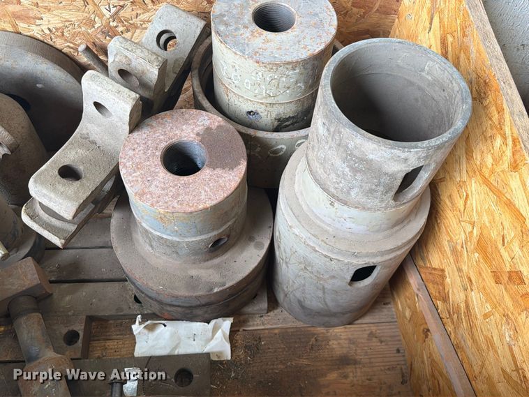 image for item NA9391 Dozer attachments 
