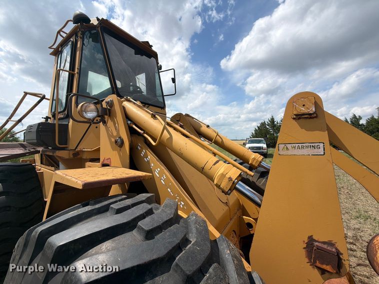 image for item NA9395 1988 Fiat-Allis R15B wheel loader