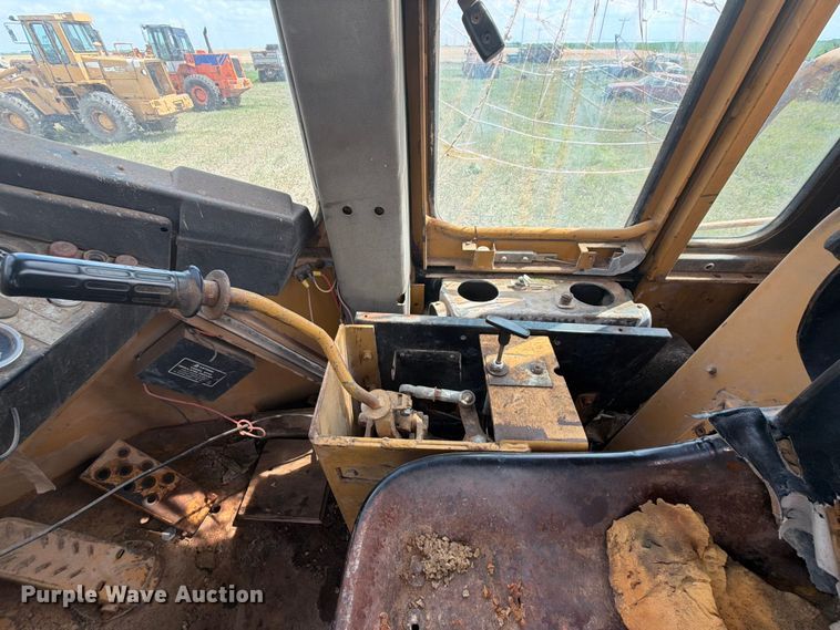 image for item NA9395 1988 Fiat-Allis R15B wheel loader