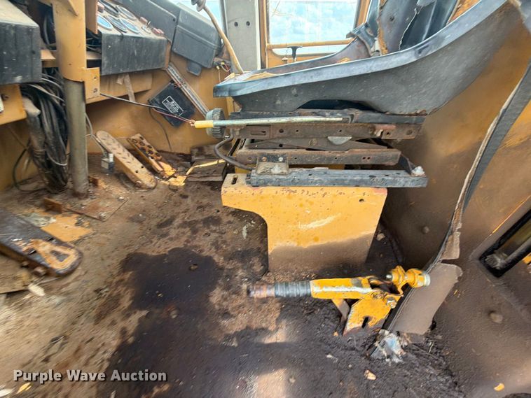 image for item NA9395 1988 Fiat-Allis R15B wheel loader