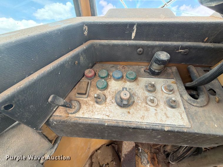 image for item NA9395 1988 Fiat-Allis R15B wheel loader