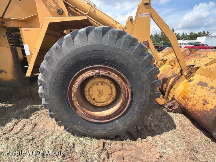 image for item NA9395 1988 Fiat-Allis R15B wheel loader