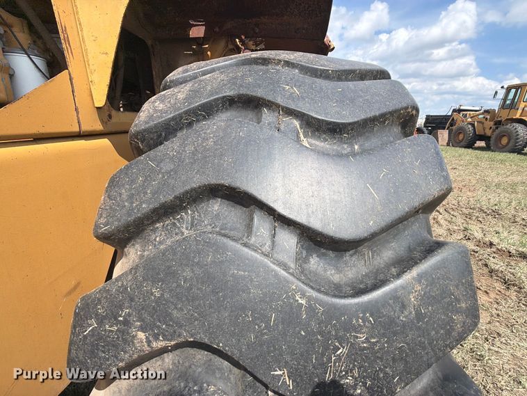 image for item NA9395 1988 Fiat-Allis R15B wheel loader