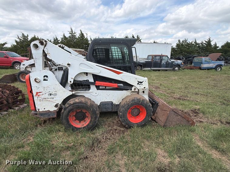 image for item NA9396 2017 Bobcat S740 skid steer loader