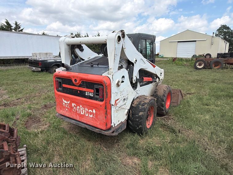 image for item NA9396 2017 Bobcat S740 skid steer loader