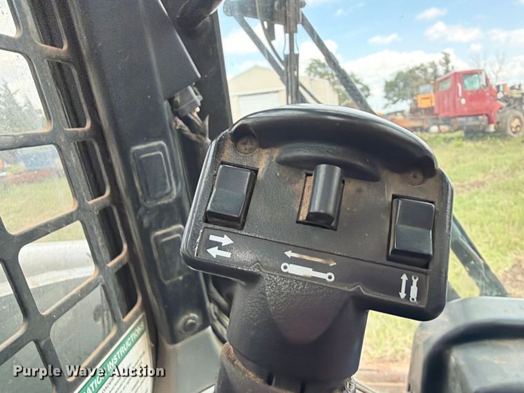 image for item NA9396 2017 Bobcat S740 skid steer loader