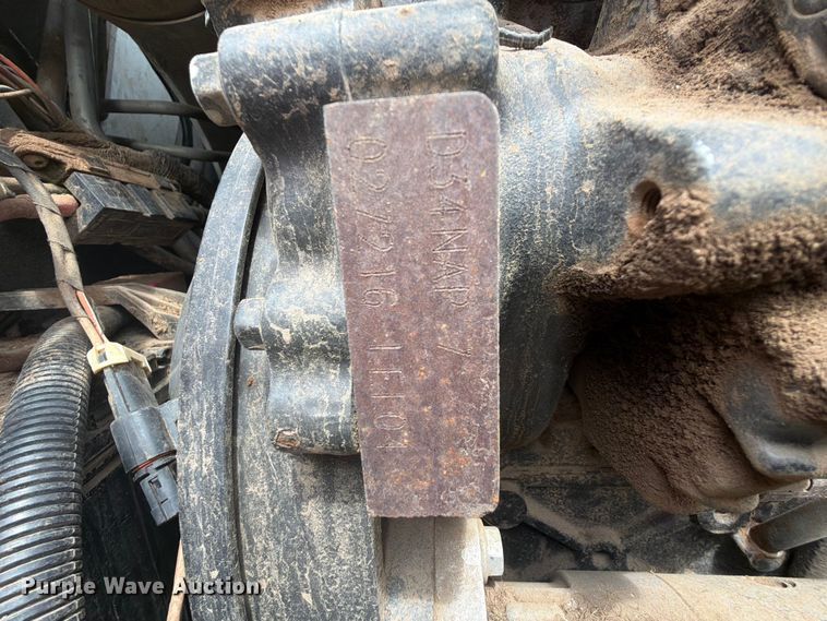 image for item NA9396 2017 Bobcat S740 skid steer loader