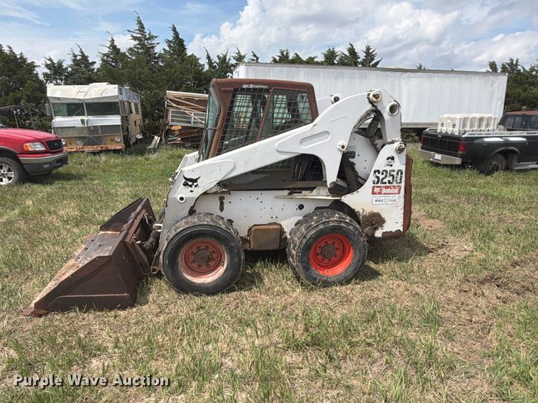 image for item NA9397 2007 Bobcat S250 skid steer loader