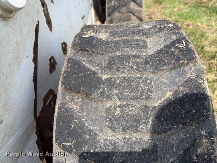 image for item NA9397 2007 Bobcat S250 skid steer loader
