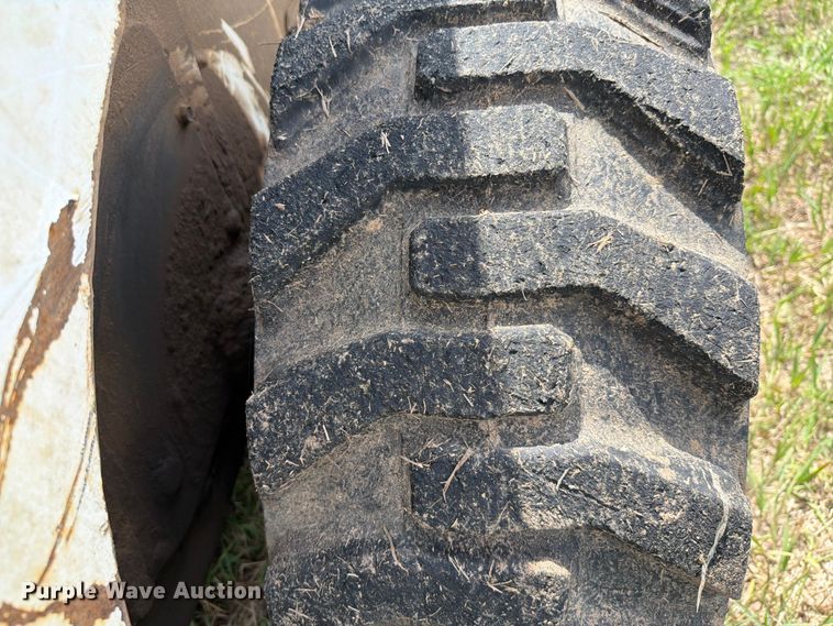 image for item NA9397 2007 Bobcat S250 skid steer loader