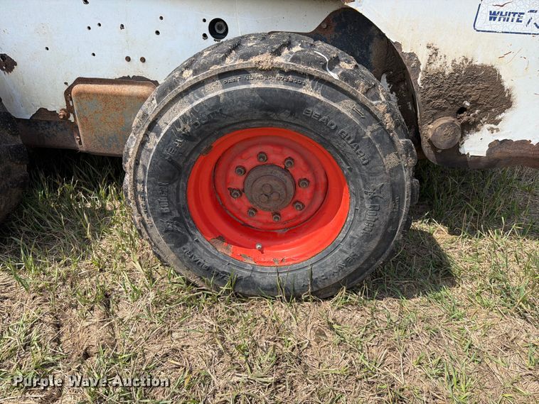 image for item NA9397 2007 Bobcat S250 skid steer loader