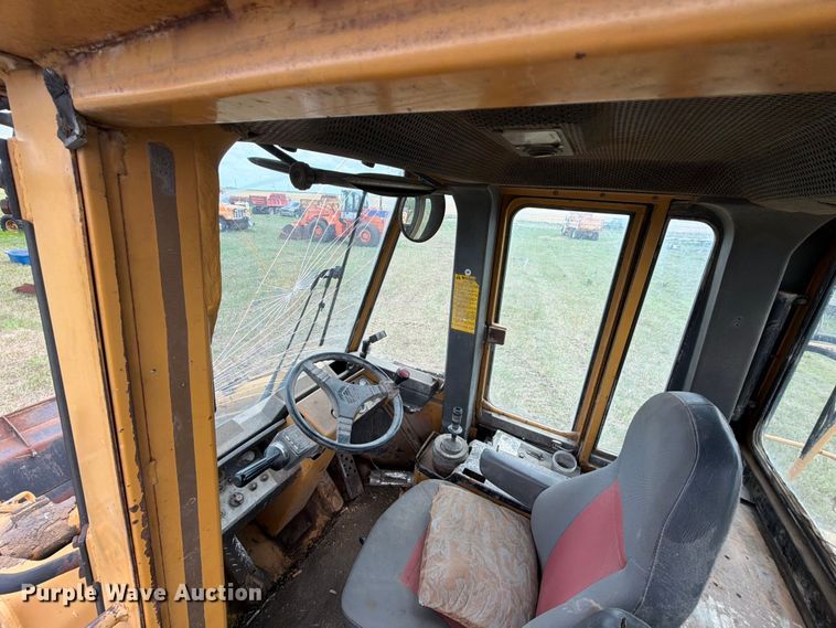 image for item NA9398 1989 Fiat-Allis FR15B wheel loader
