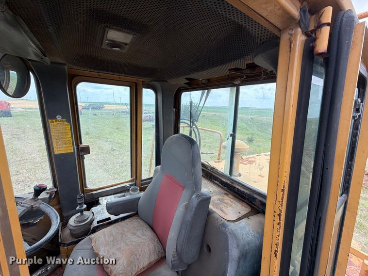 image for item NA9398 1989 Fiat-Allis FR15B wheel loader