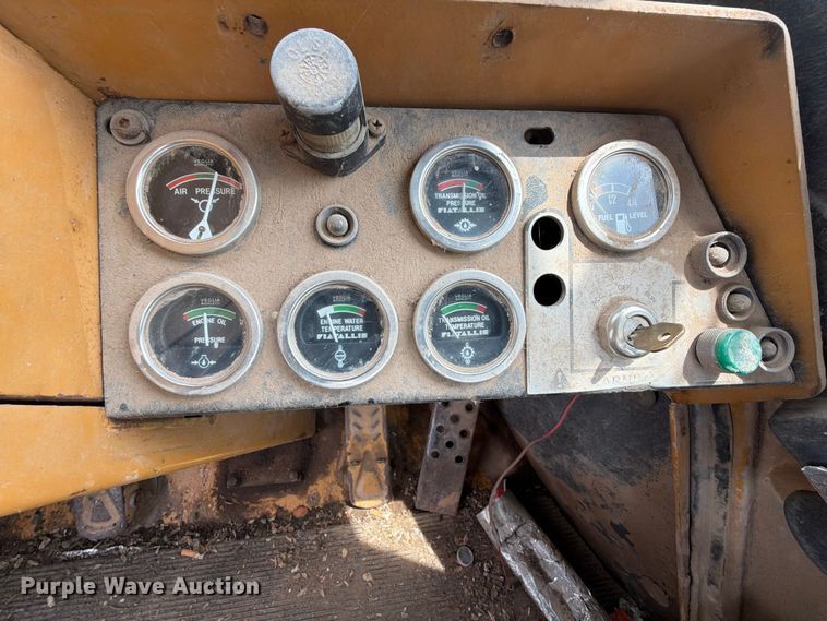 image for item NA9398 1989 Fiat-Allis FR15B wheel loader