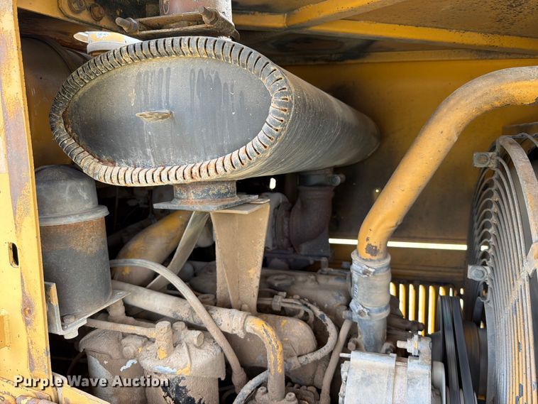 image for item NA9398 1989 Fiat-Allis FR15B wheel loader