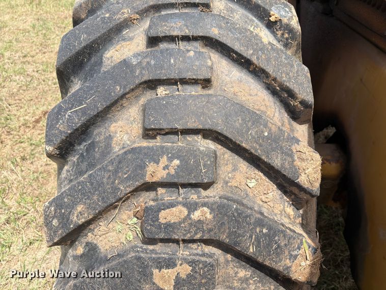 image for item NA9398 1989 Fiat-Allis FR15B wheel loader