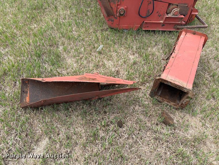 image for item NA9401 Root Spring Scraper Co. RB8D-73 wheel loader snow blower