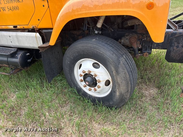 image for item NA9404 2002 International 2554 dump truck