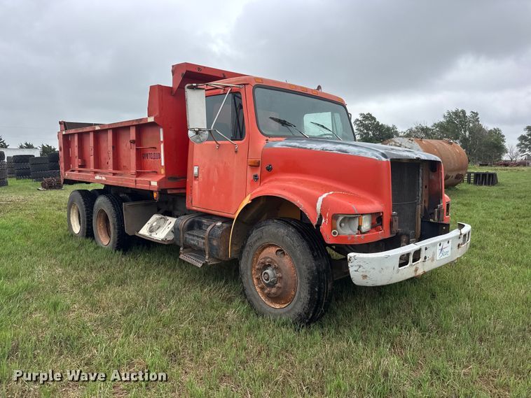 image for item NA9405 1993 International 4900 dump truck