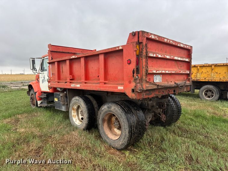 image for item NA9405 1993 International 4900 dump truck