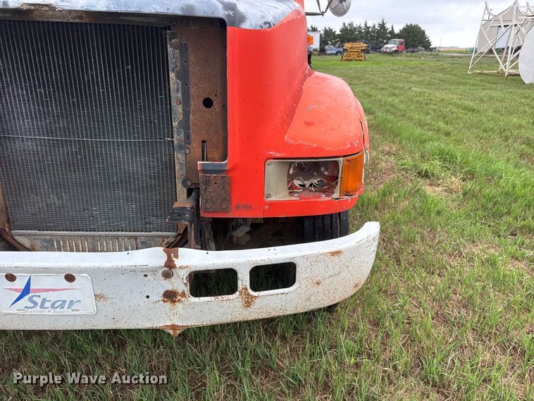 image for item NA9405 1993 International 4900 dump truck