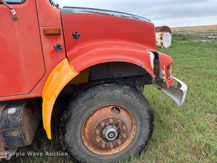 image for item NA9405 1993 International 4900 dump truck
