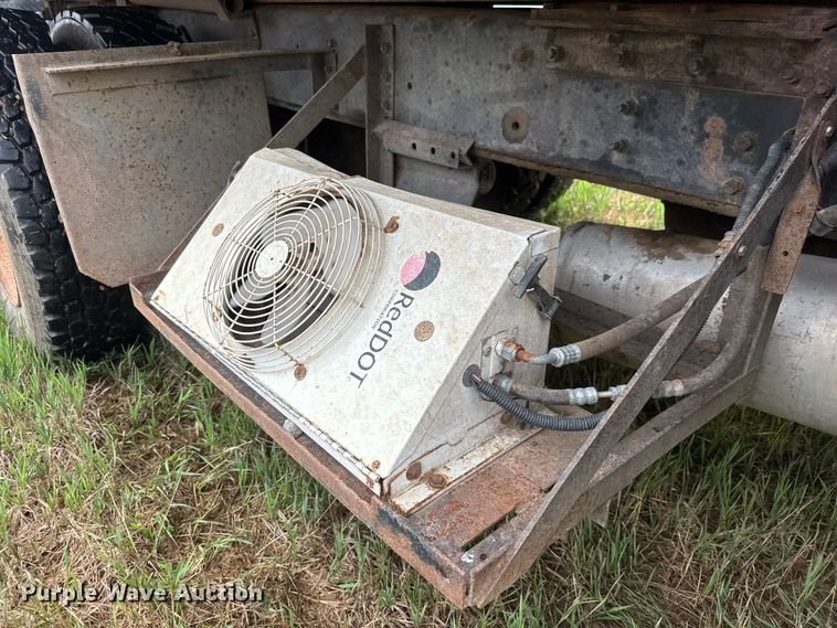 image for item NA9405 1993 International 4900 dump truck