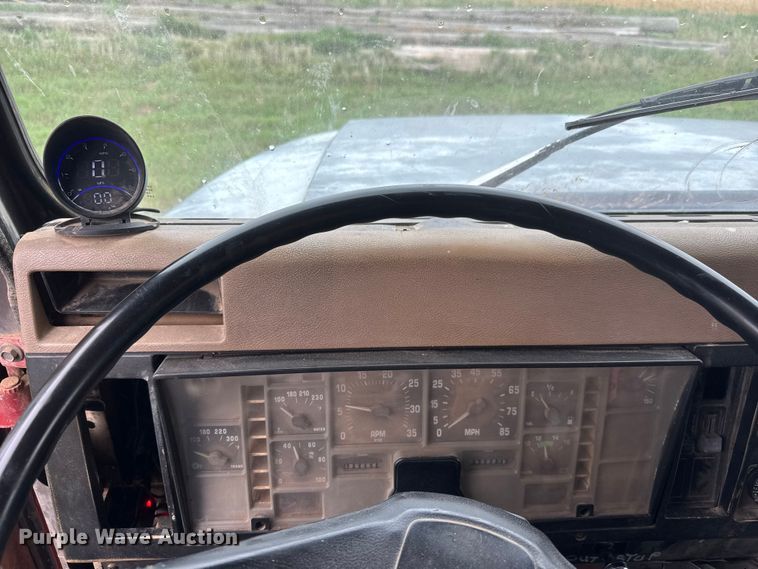 image for item NA9405 1993 International 4900 dump truck