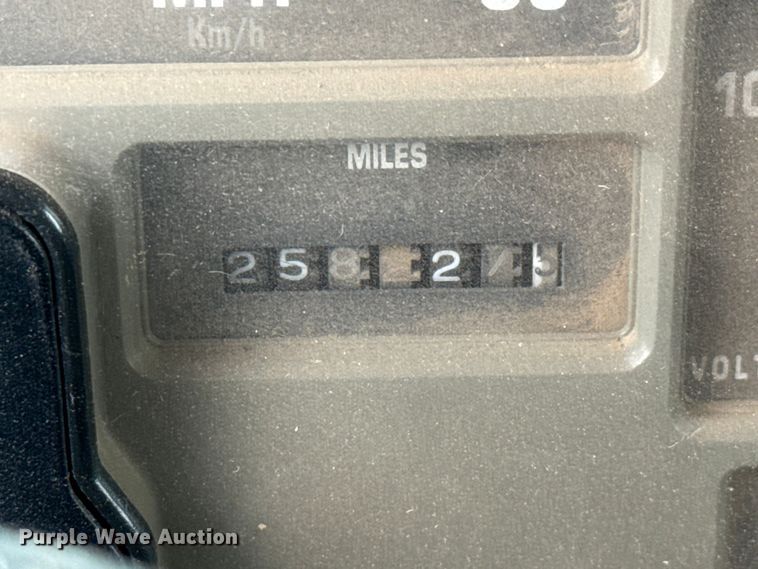 image for item NA9405 1993 International 4900 dump truck