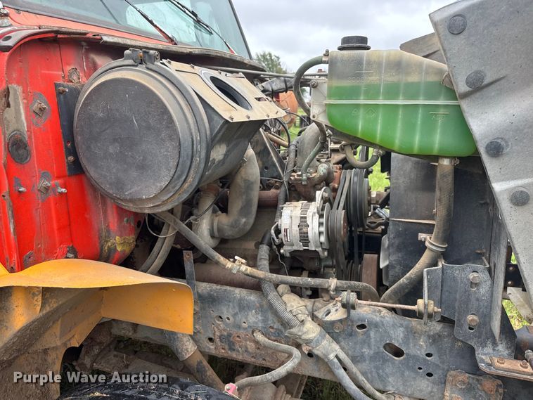 image for item NA9405 1993 International 4900 dump truck