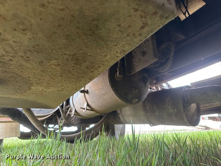 image for item NA9405 1993 International 4900 dump truck
