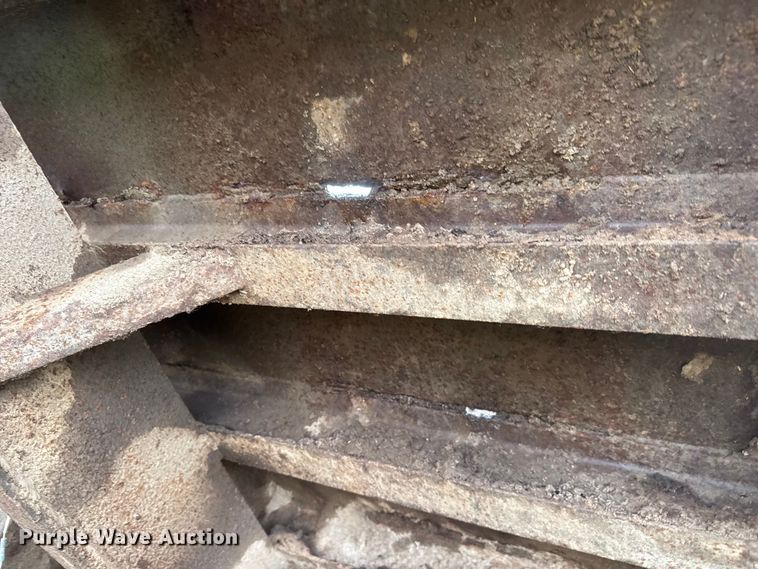 image for item NA9406 2000 International 2654 dump truck