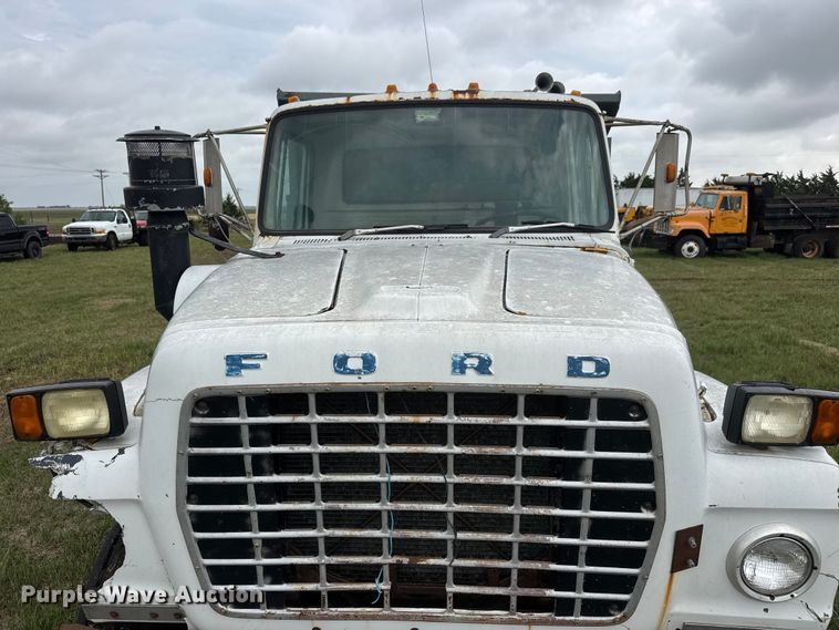 image for item NA9407 1979 Ford 8000 dump truck