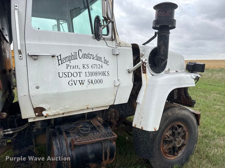 image for item NA9407 1979 Ford 8000 dump truck
