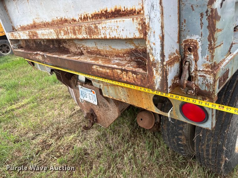image for item NA9407 1979 Ford 8000 dump truck
