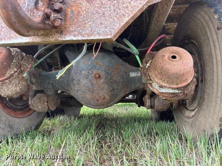 image for item NA9407 1979 Ford 8000 dump truck