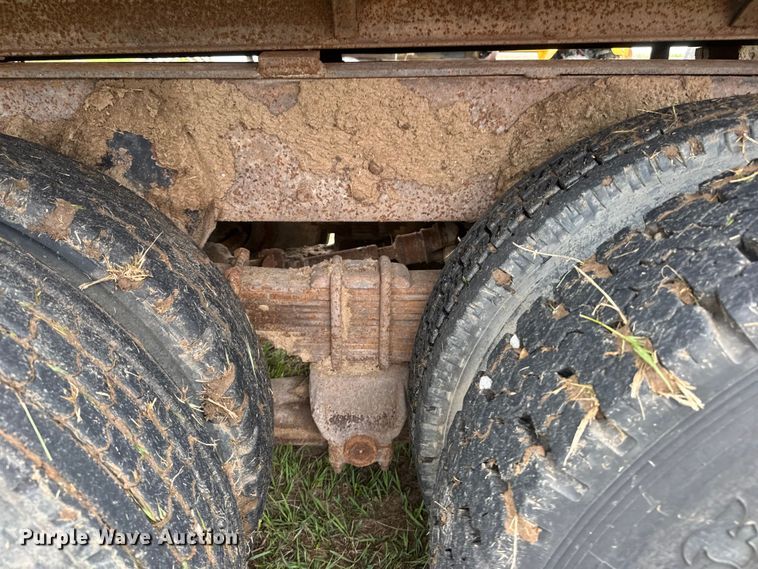 image for item NA9407 1979 Ford 8000 dump truck