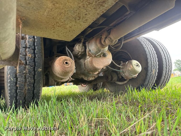 image for item NA9407 1979 Ford 8000 dump truck