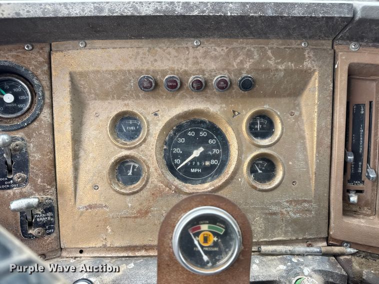 image for item NA9407 1979 Ford 8000 dump truck