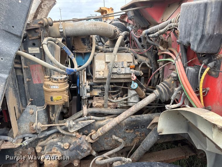 image for item NA9408 1999 International 4900 dump truck