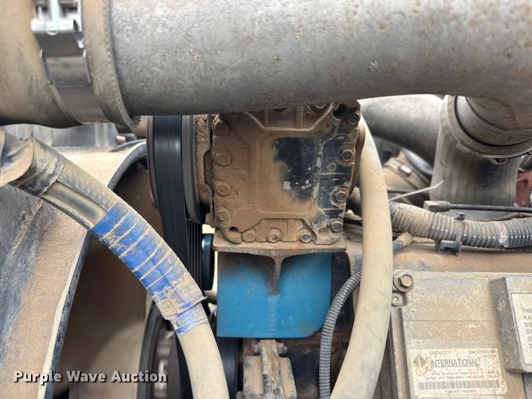 image for item NA9408 1999 International 4900 dump truck