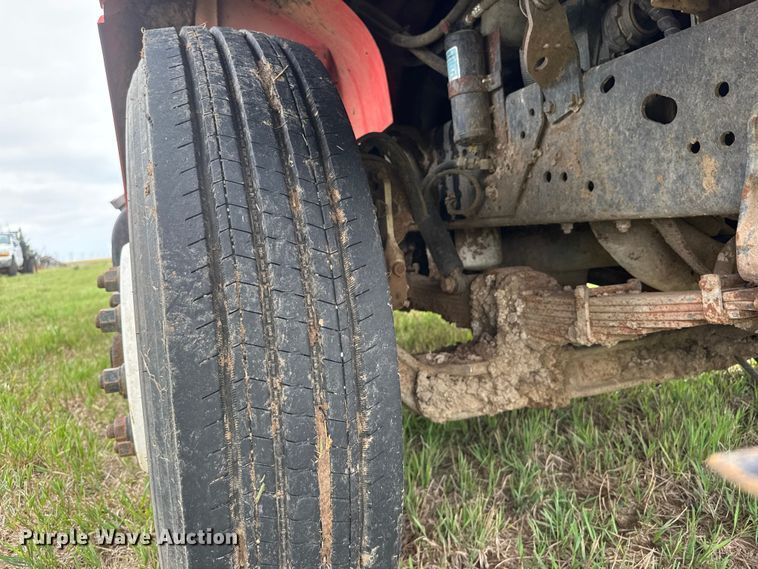image for item NA9408 1999 International 4900 dump truck