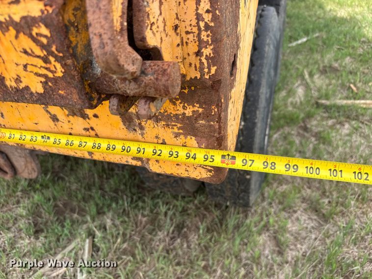 image for item NA9409 1995 International 4900 dump truck