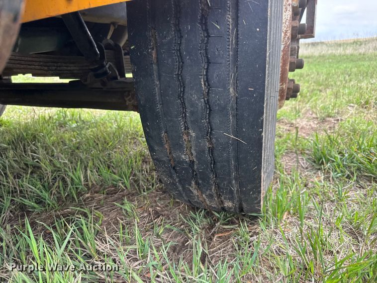 image for item NA9409 1995 International 4900 dump truck