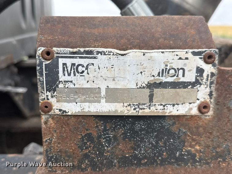 image for item NA9409 1995 International 4900 dump truck